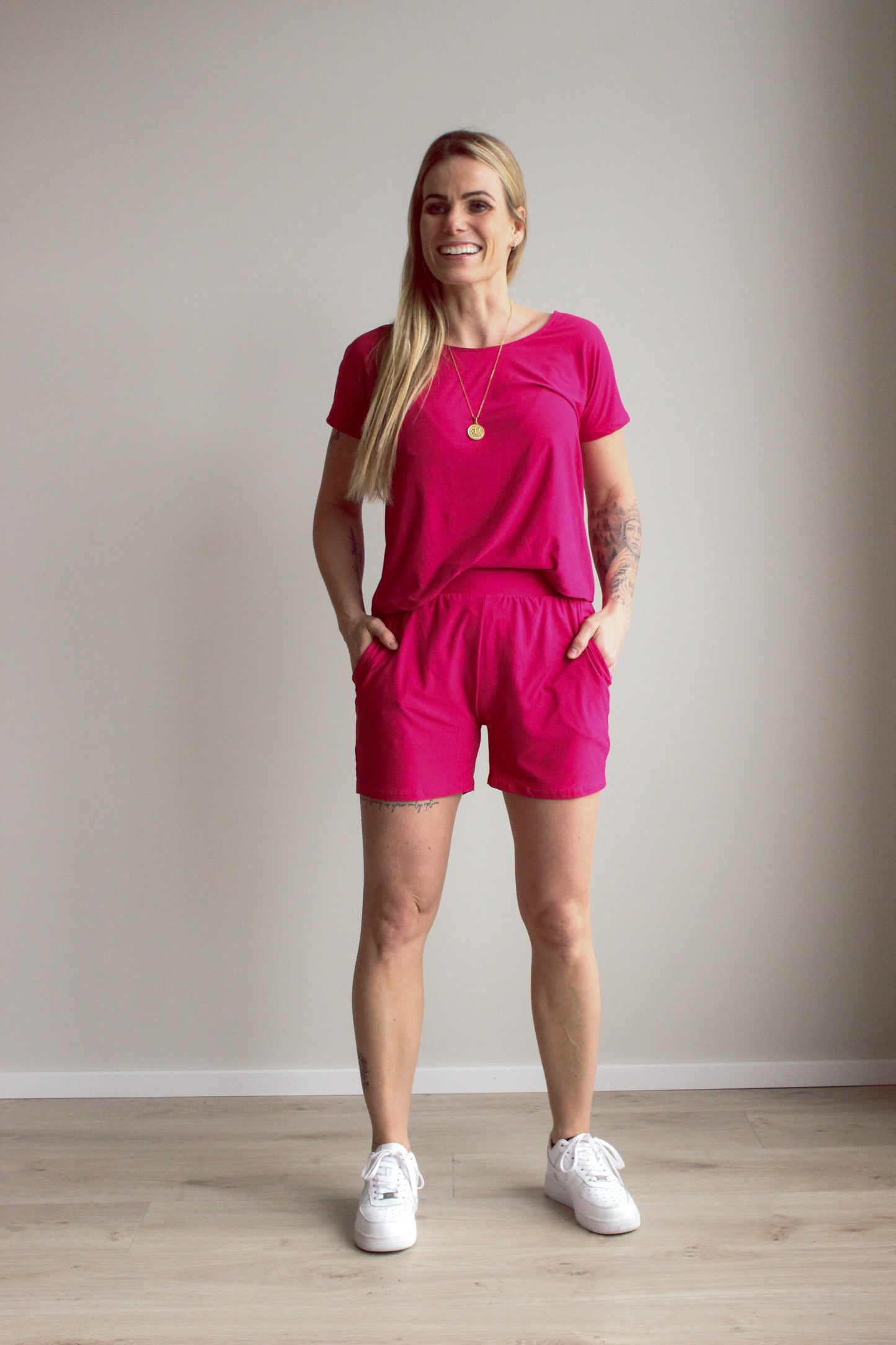 Alma samfestingur stuttur cherry